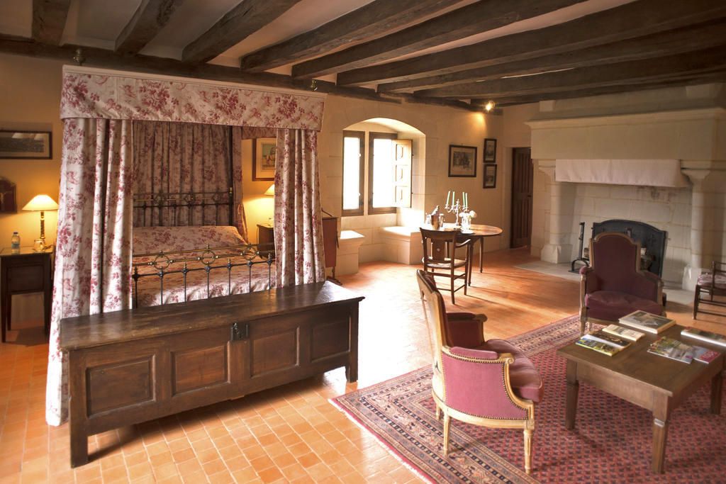 Bed and Breakfast Manoir Du Bois Noblet Louerre Habitación foto